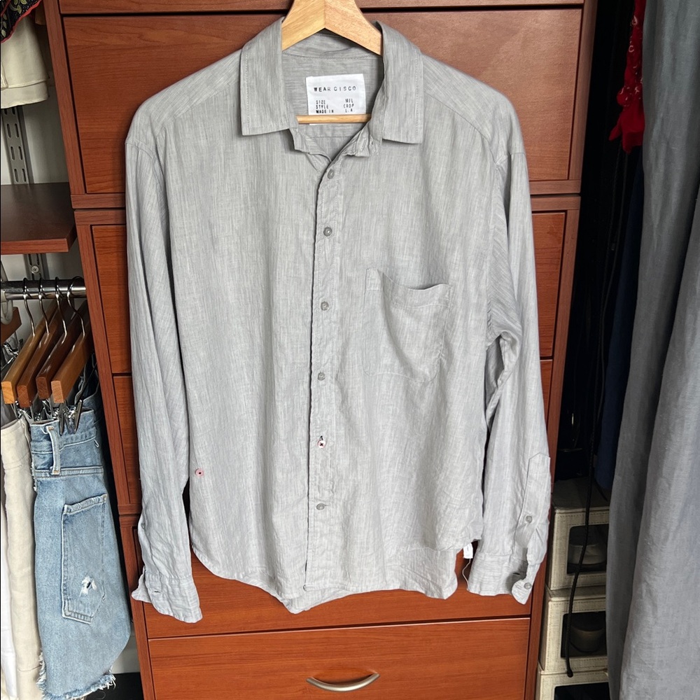 Wear Cisco/Cissa lightweight 100% cotton button up - “the crop” style
